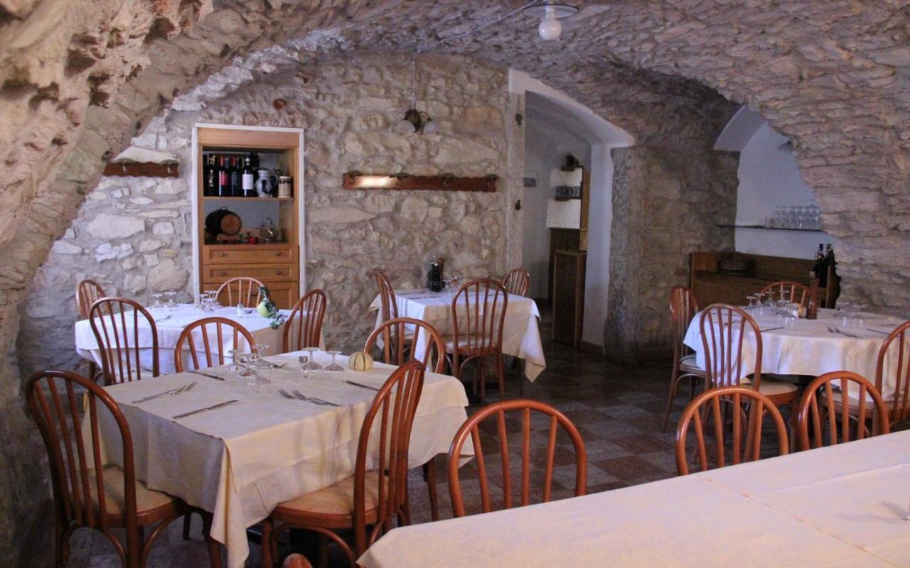 Albergo Speranza Spiazzi Di Monte Baldo Spiazzi Di Caprino Exterior foto
